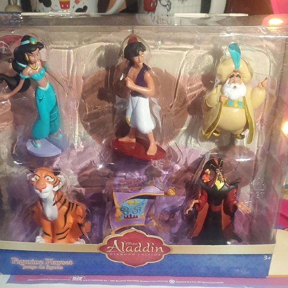 Disney Other - Disney Aladdin Character Set with Blue and Gold Accents